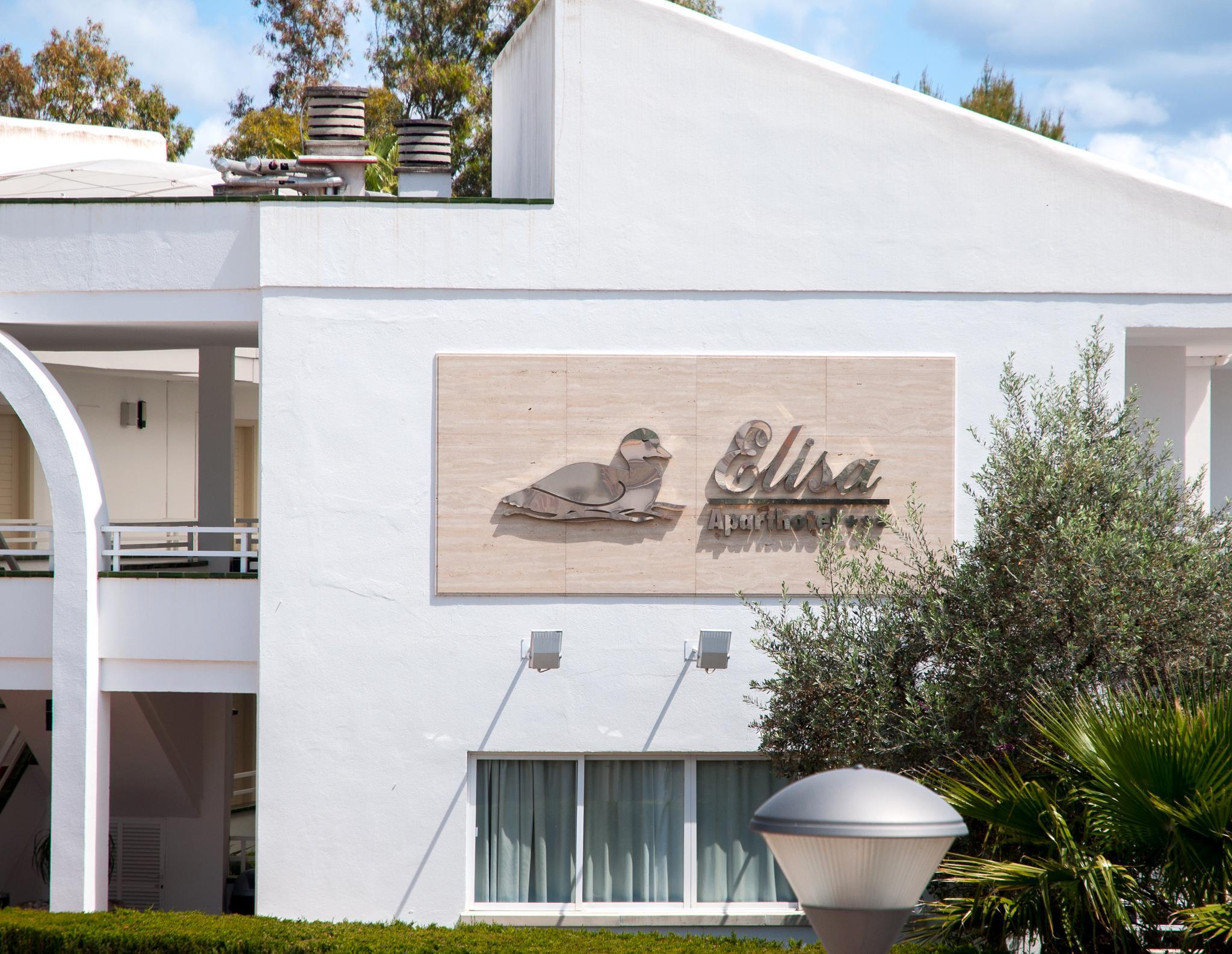 Universal Aparthotel Elisa Playa de Muro  Exterior foto